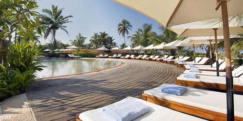 park-hyatt-goa-resort-swimming-pool